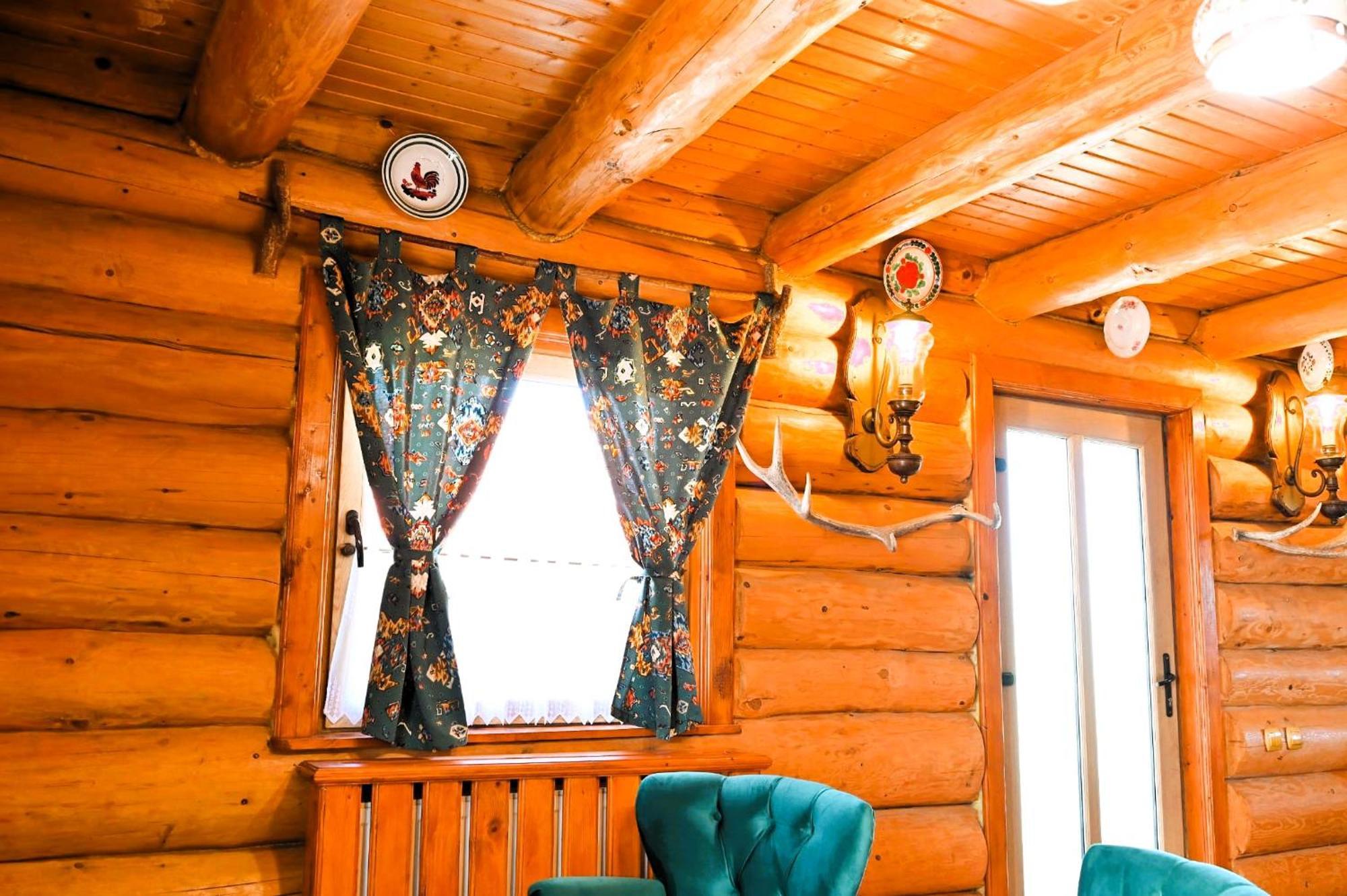 Vila Casa De Lemn Rîşnov Exteriér fotografie
